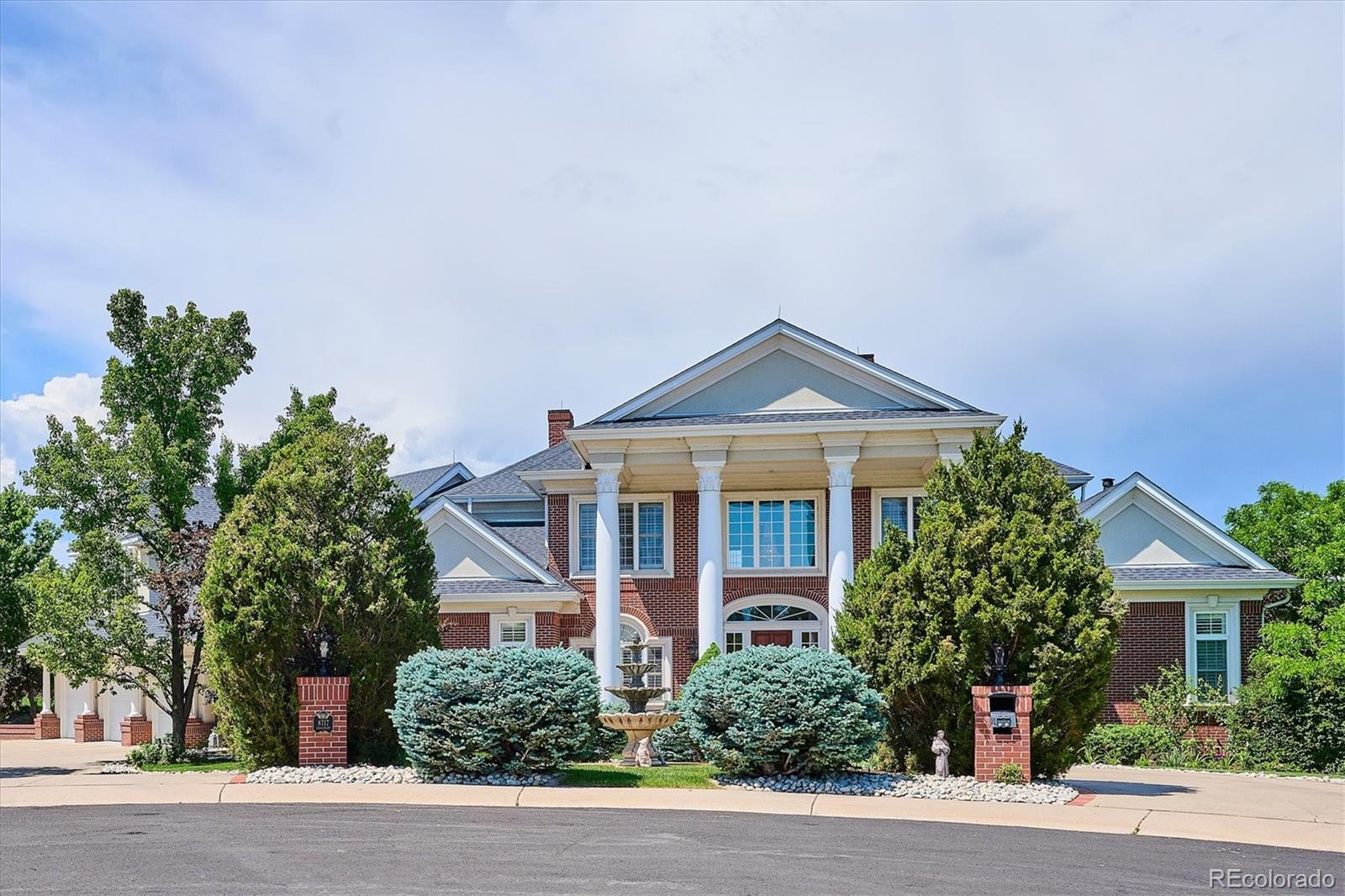8717 Ridgepoint Drive