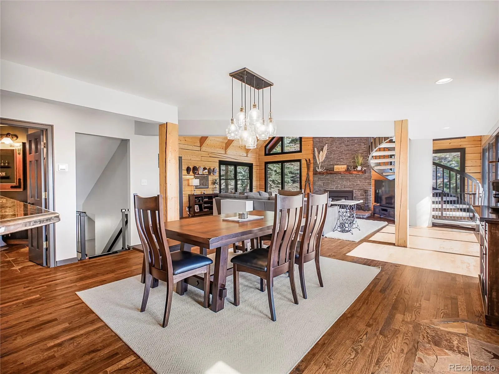 Evergreen, Colorado 80439, United States, 3 Bedrooms Bedrooms, ,3 BathroomsBathrooms,Residential,Active,119243