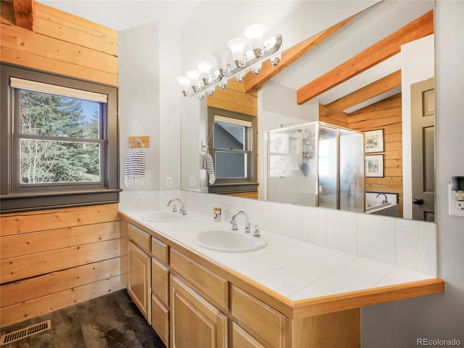 Evergreen, Colorado 80439, United States, 3 Bedrooms Bedrooms, ,3 BathroomsBathrooms,Residential,Active,119243