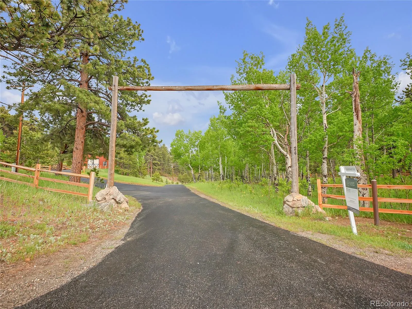 Evergreen, Colorado 80439, United States, 3 Bedrooms Bedrooms, ,3 BathroomsBathrooms,Residential,Active,119243