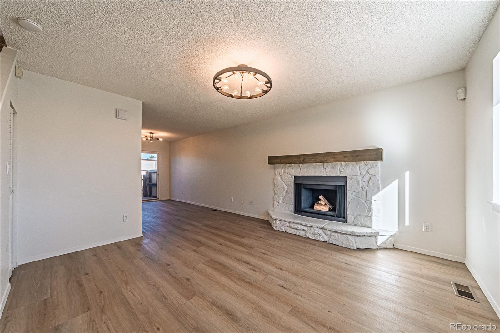 3064 Starlight Circle