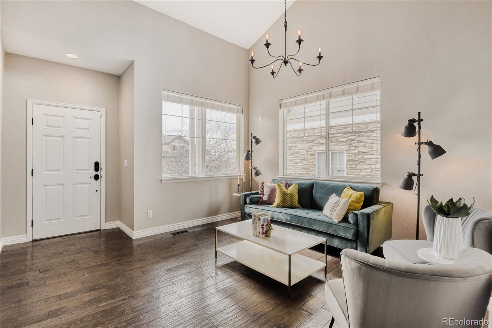 6880 S Algonquian Court