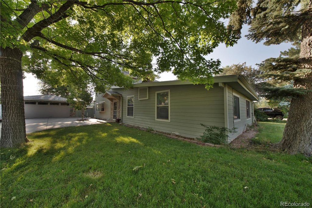 Photo of 185 S Hoyt Street, Lakewood, CO 80226 (MLS # 5148294)