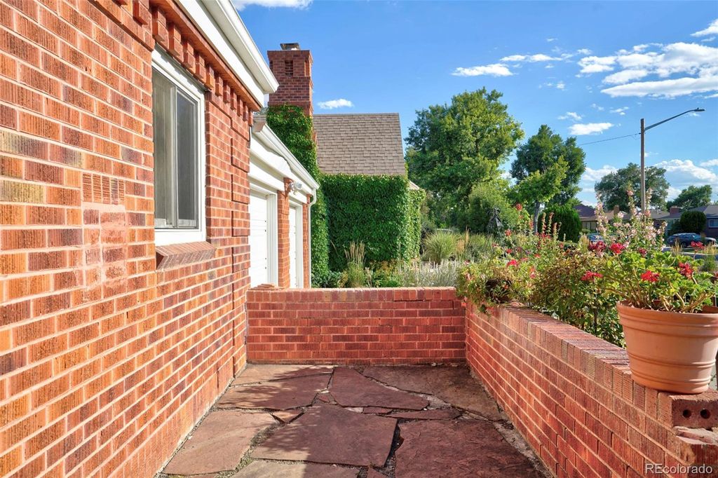 Photo of 2670 Kearney Street, Denver, CO 80207 (MLS # 7975911)