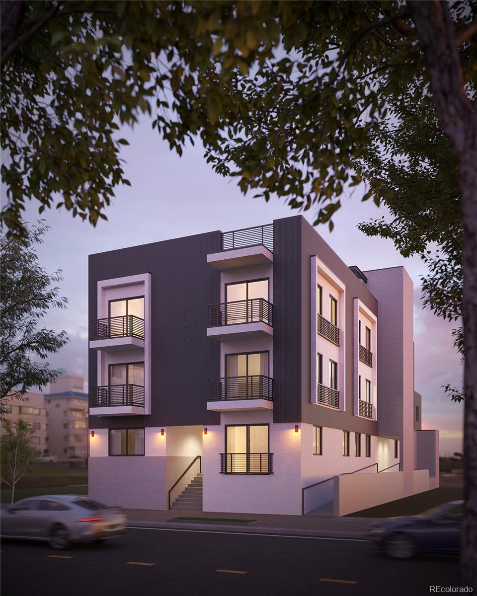 2362 S Broadway