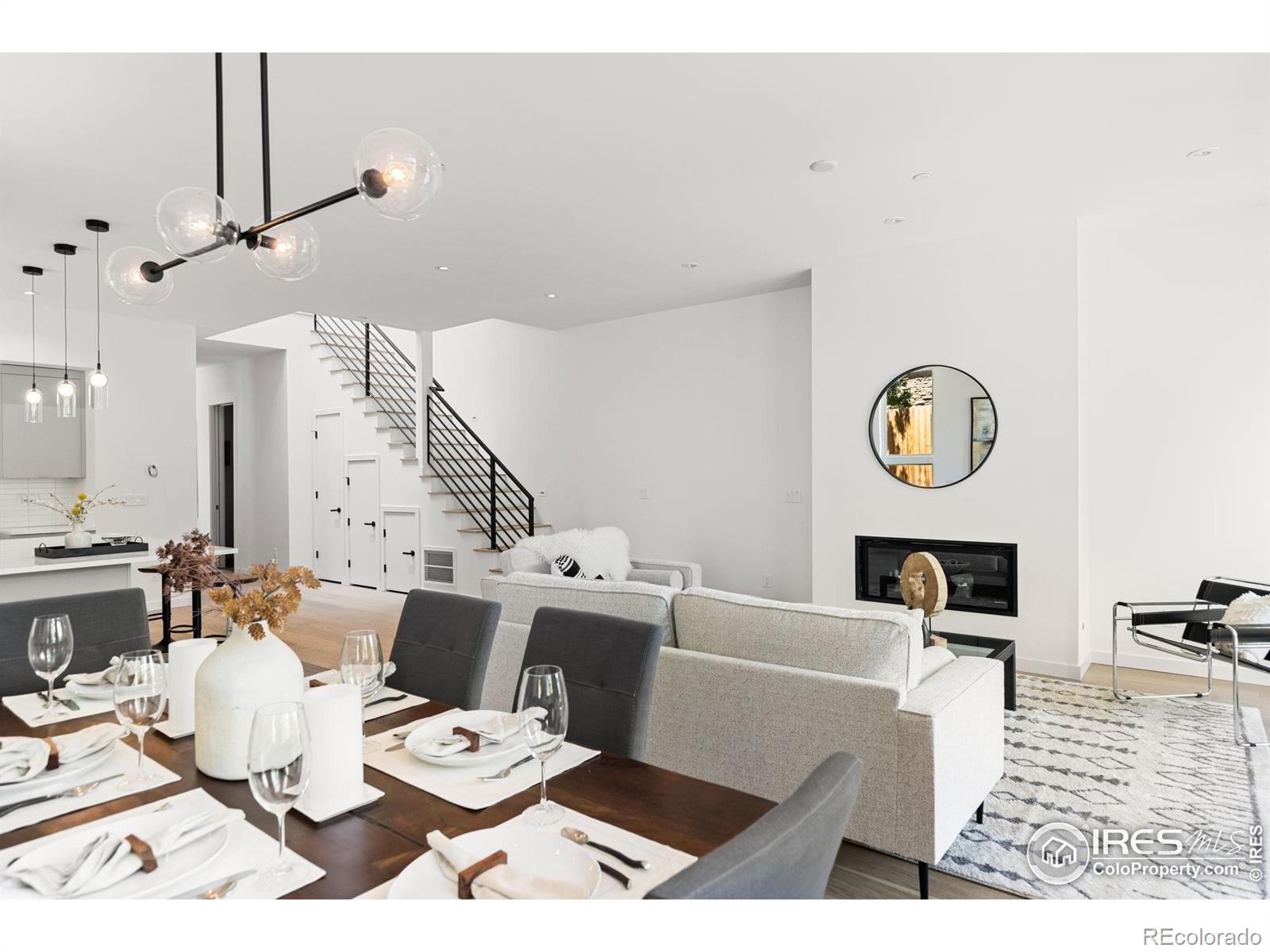 3319 Broadway Street