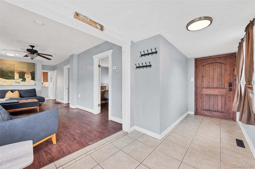 Photo of 512 S Perry Street, Denver, CO 80219 (MLS # 1936038)