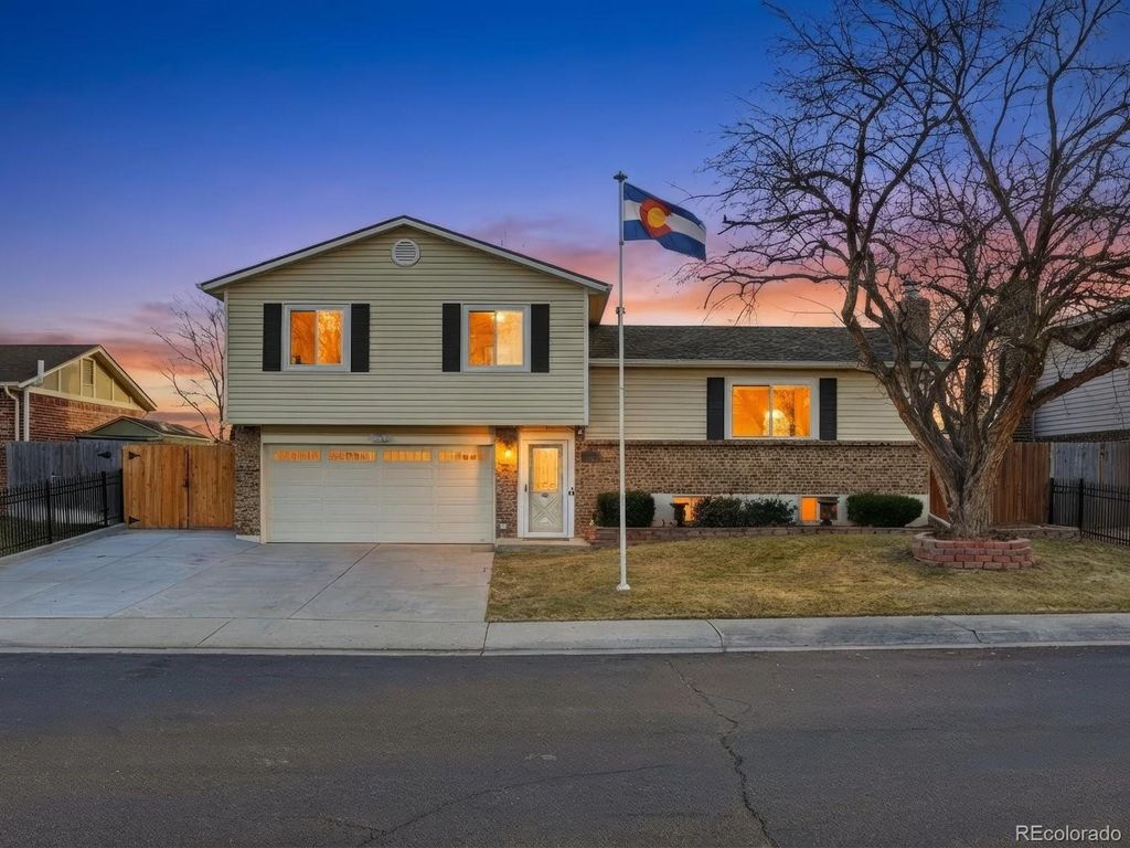 Photo of 6122 W 113th Avenue, Westminster, CO 80020 (MLS # 4855726)