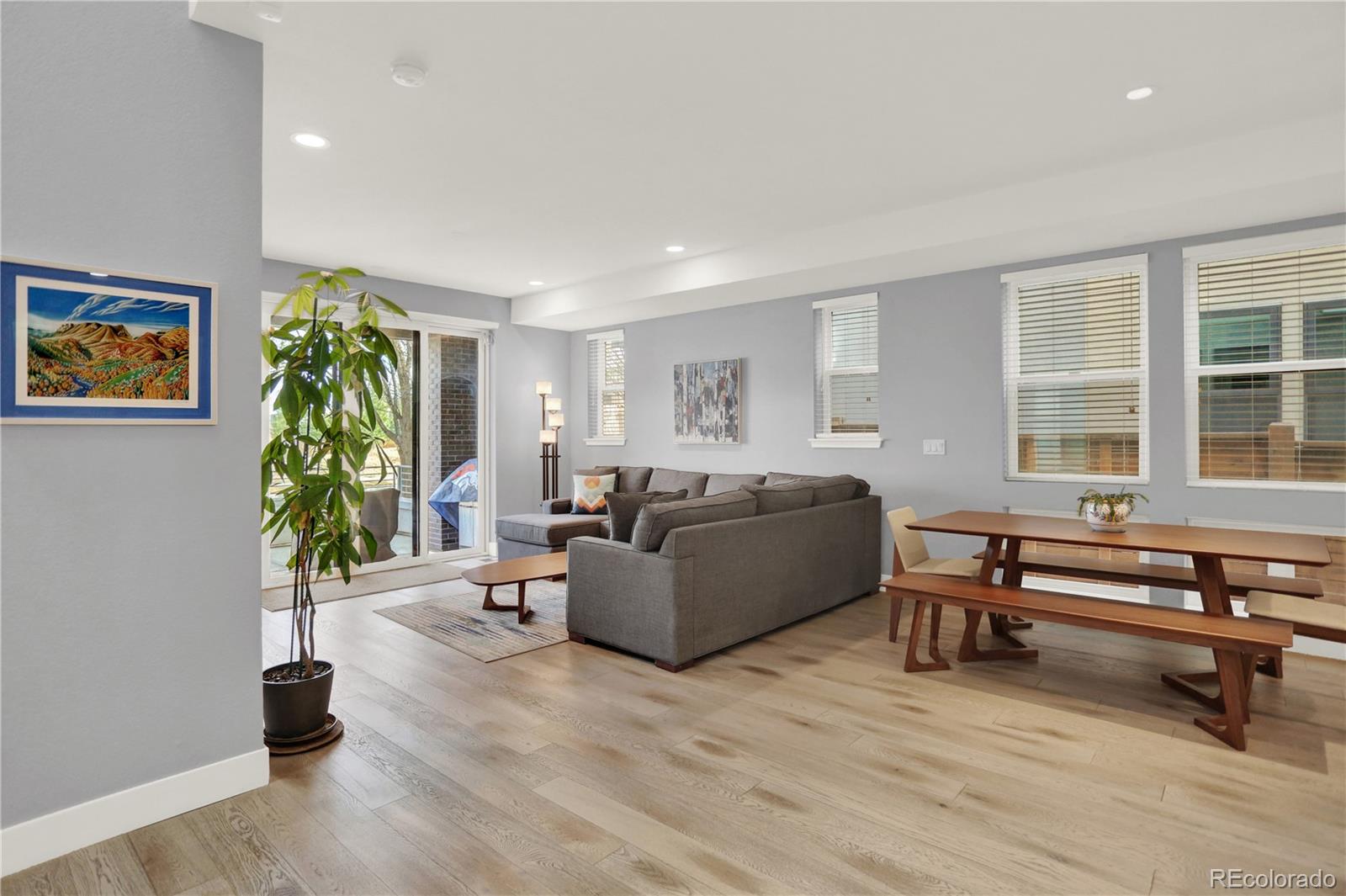 31 S Oneida Court