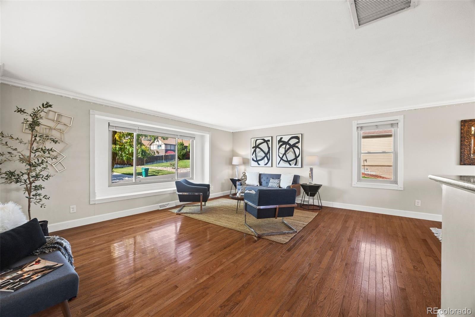 4202 W Pondview Place