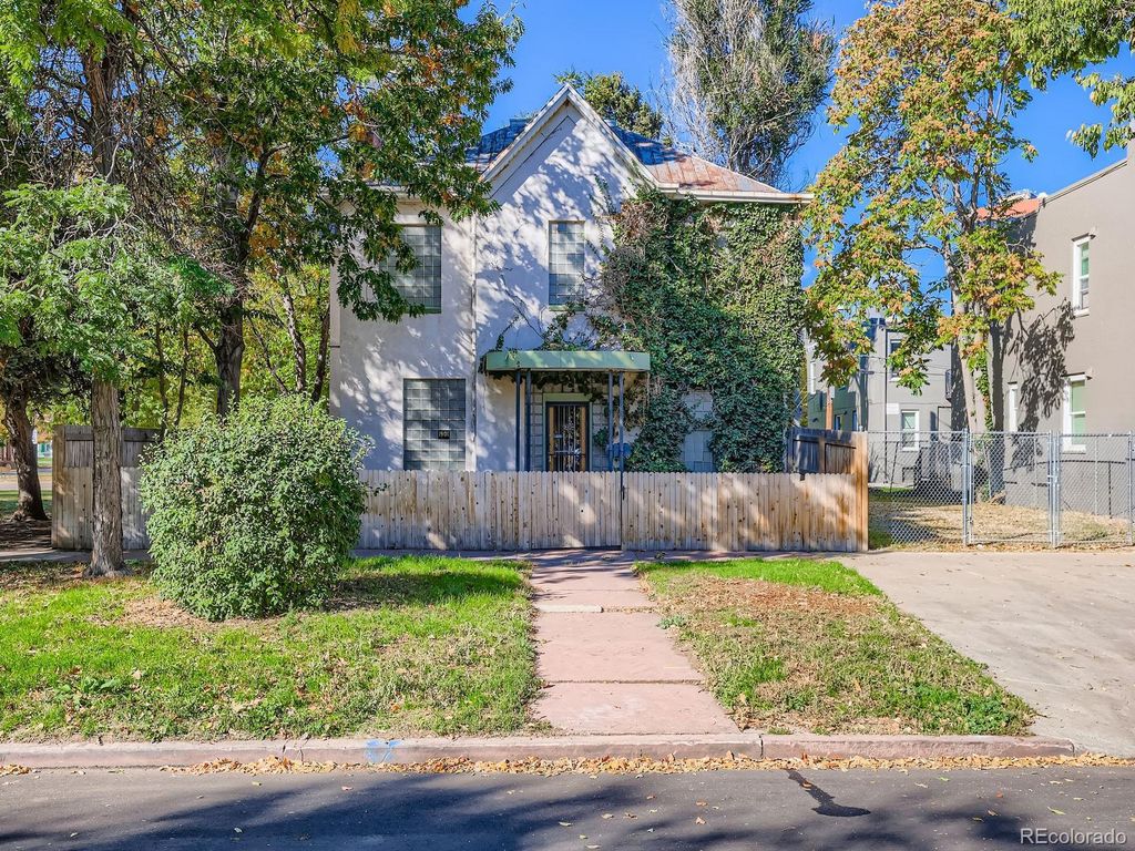 Photo of 1901 N Emerson Street, Denver, CO 80218 (MLS # 3183013)