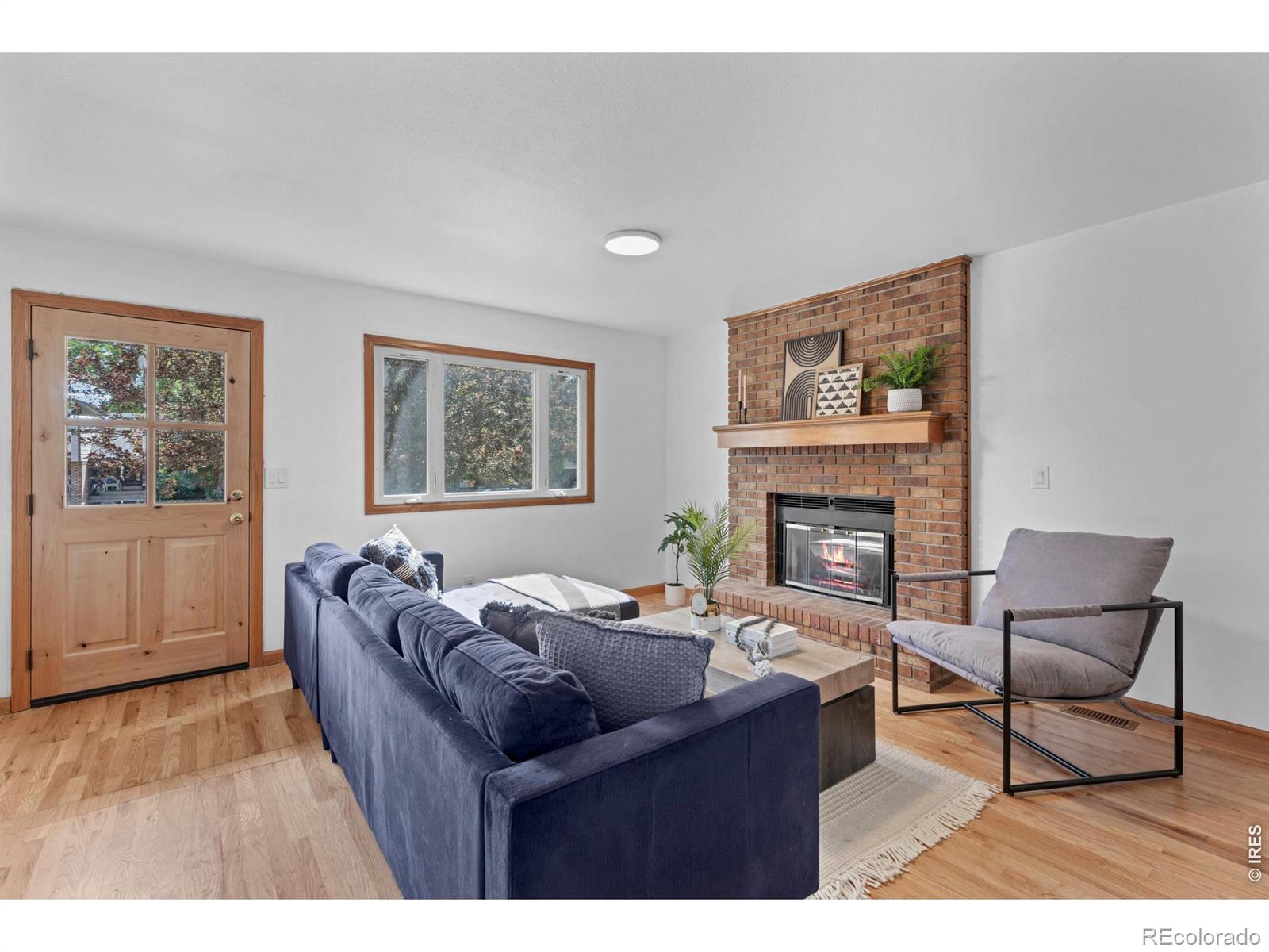 1685 Geneva Circle