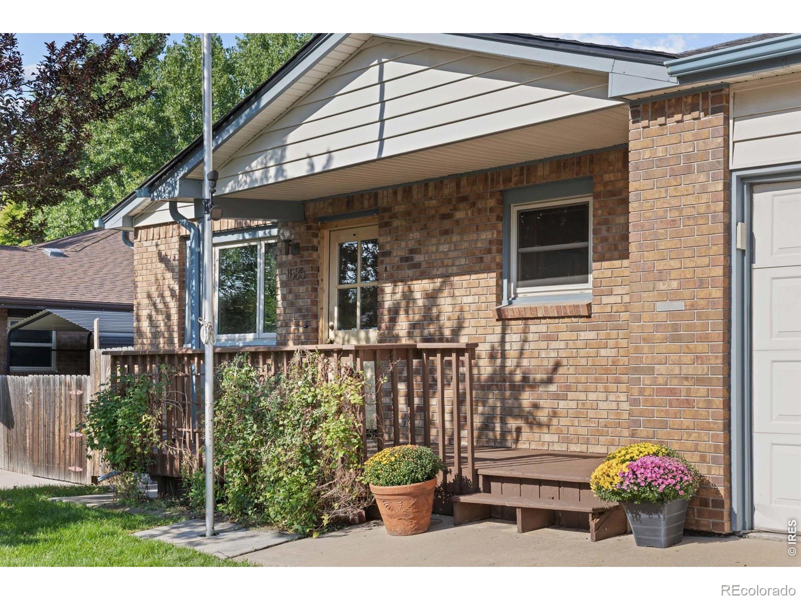 1685 Geneva Circle
