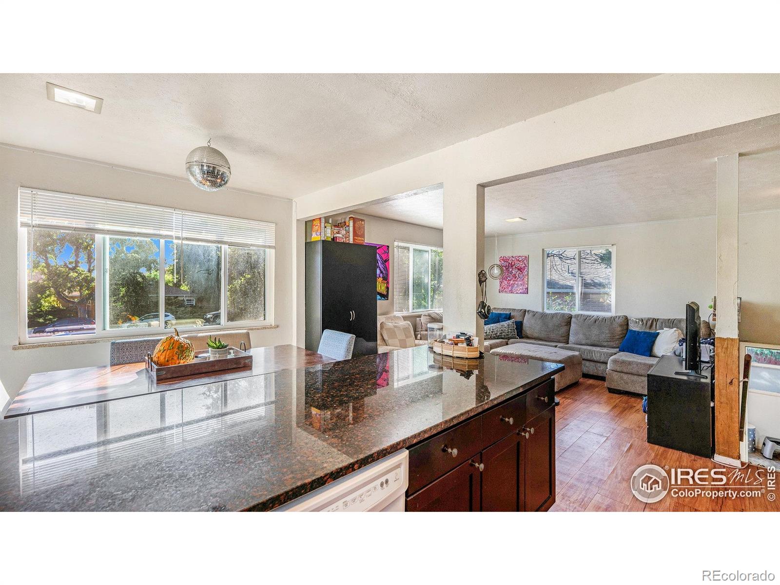 879-881 19th Street