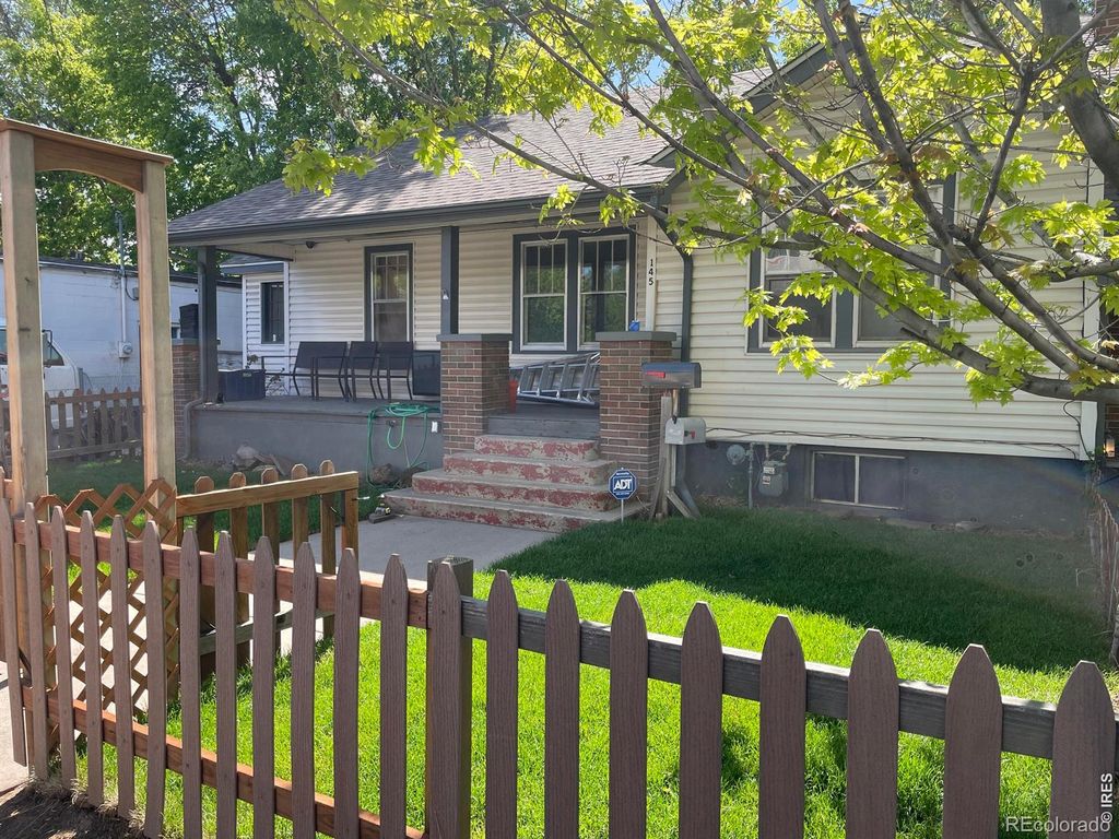 Photo of 135 Cleveland Avenue, Loveland, CO 80537 (MLS # IR1056773)