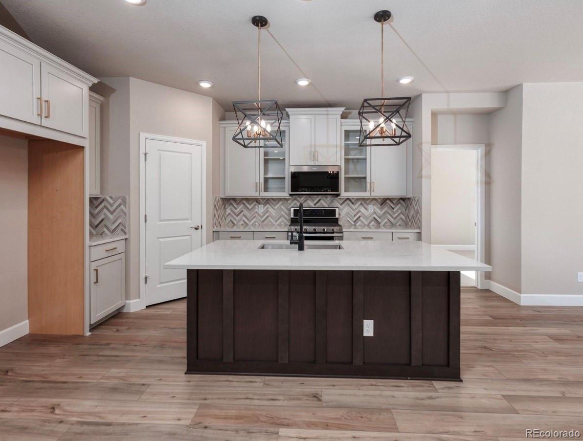 9792 Banner Peak Street