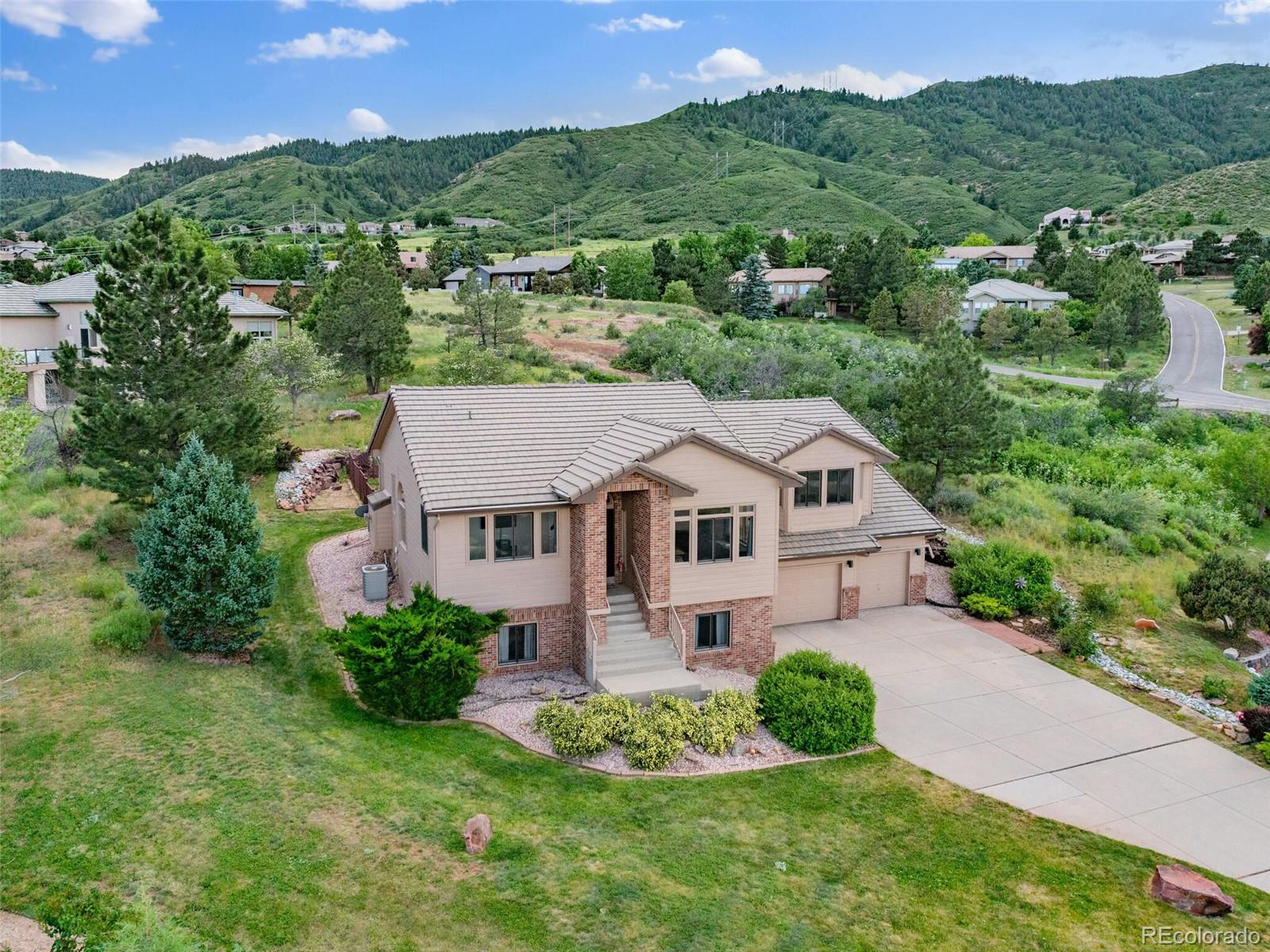 View Littleton, CO 80125 house