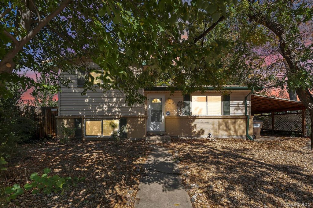 Photo of 11549 W Virginia Avenue, Lakewood, CO 80226 (MLS # 3739472)