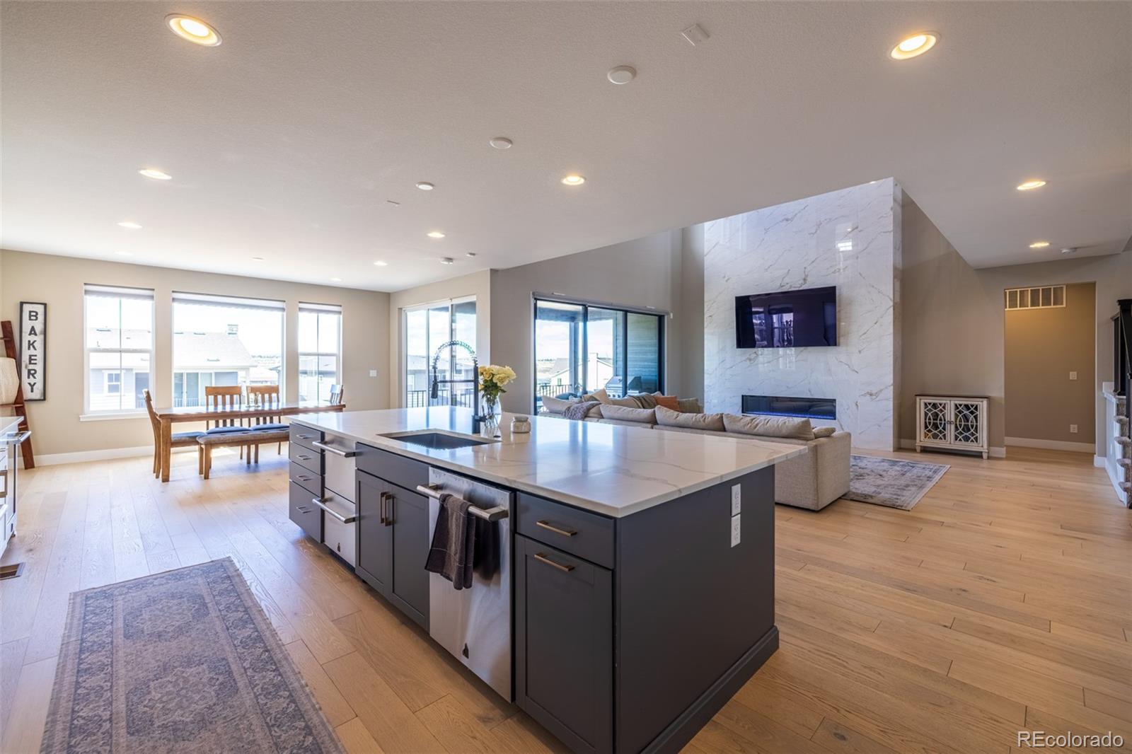 6955 Sunstrand Court