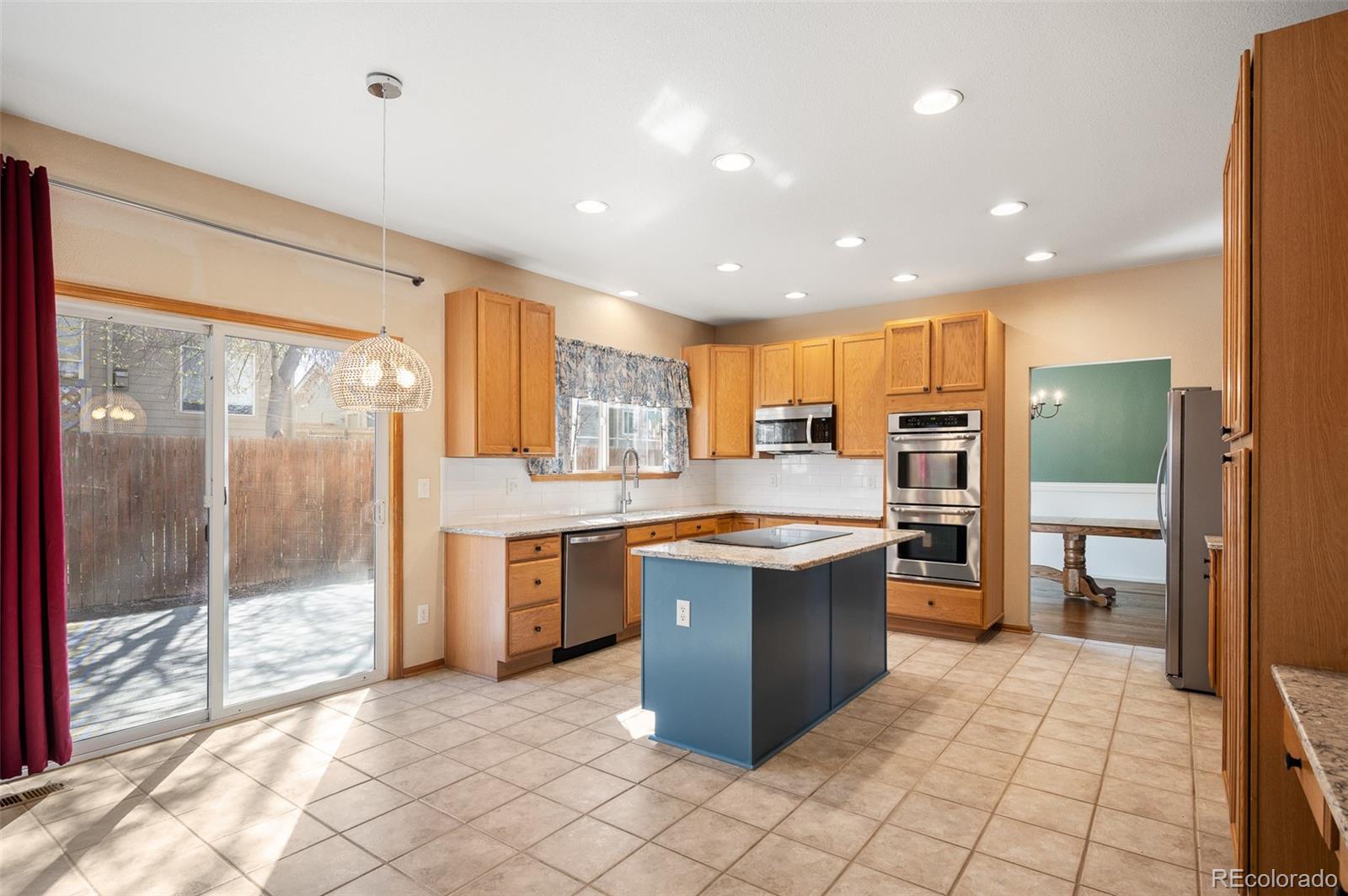 10512 Cimarron Street, Longmont, CO, 80504 3 10512 Cimarron Street