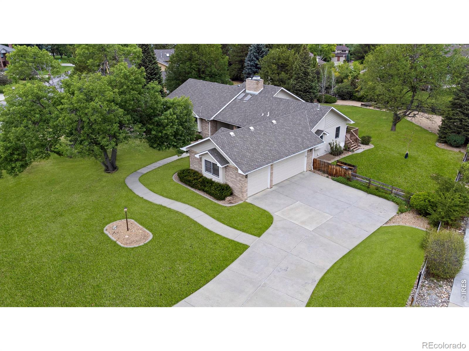 8245 Sawtooth Lane