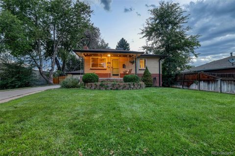 Photo of 1717 S Clayton Street, Denver, CO 80210 (MLS # 4796235)