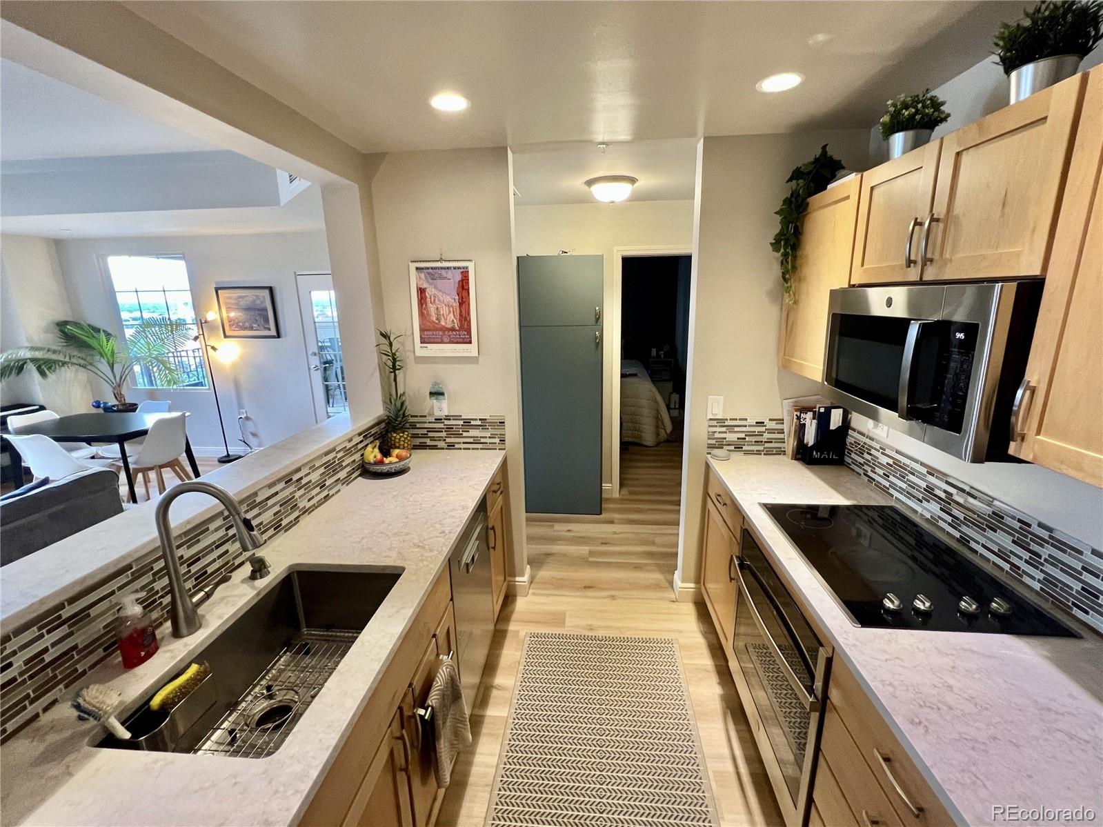 300 W 11th Avenue 10D