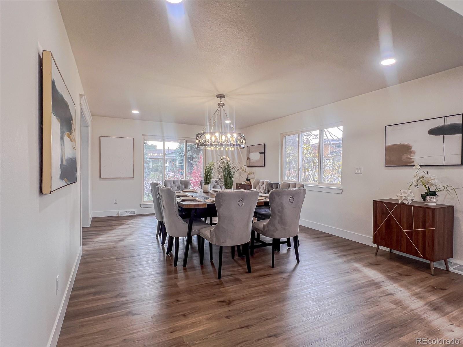 5041 W Portland Drive