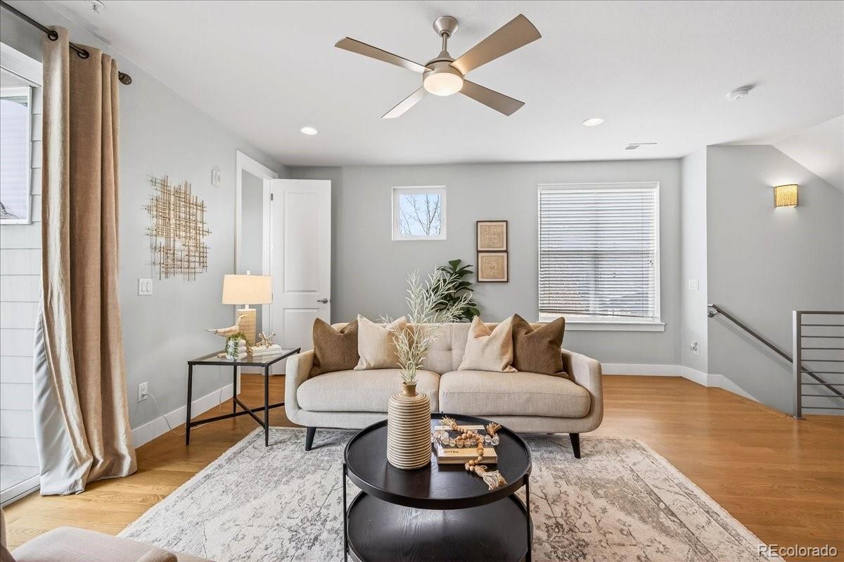 4943 Lowell Boulevard 1