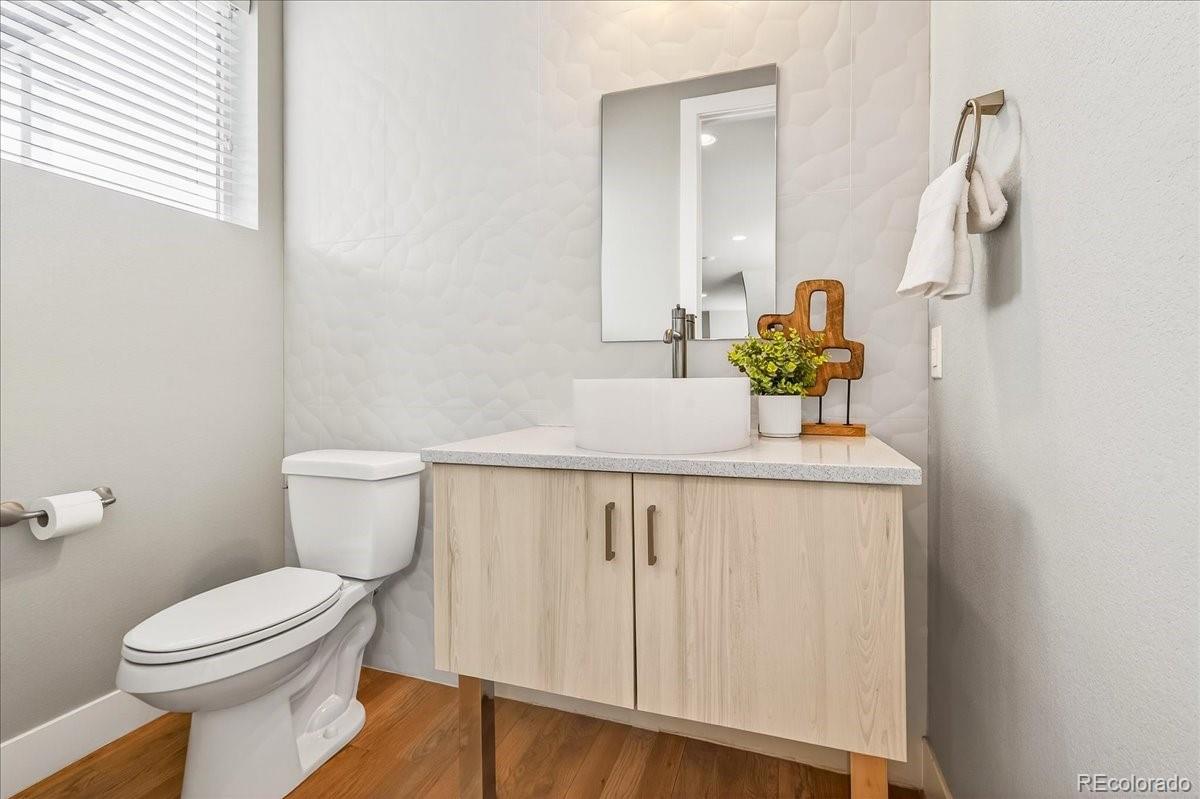 4943 Lowell Boulevard 1