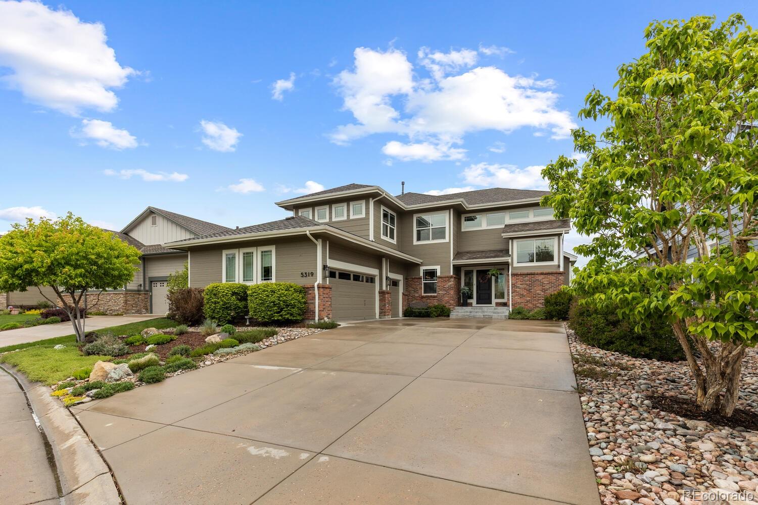 5319 W Hoover Drive