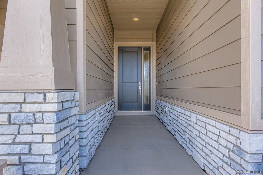 Photo of 435 Basin Daisy Street, Castle Rock, CO 80104 (MLS # 9804621)