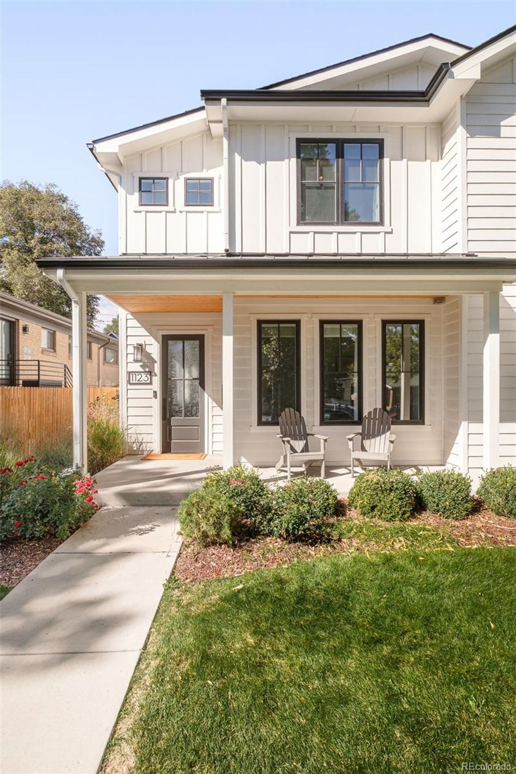 Photo of 1123 Monroe Street, Denver, CO 80206 (MLS # 5729126)