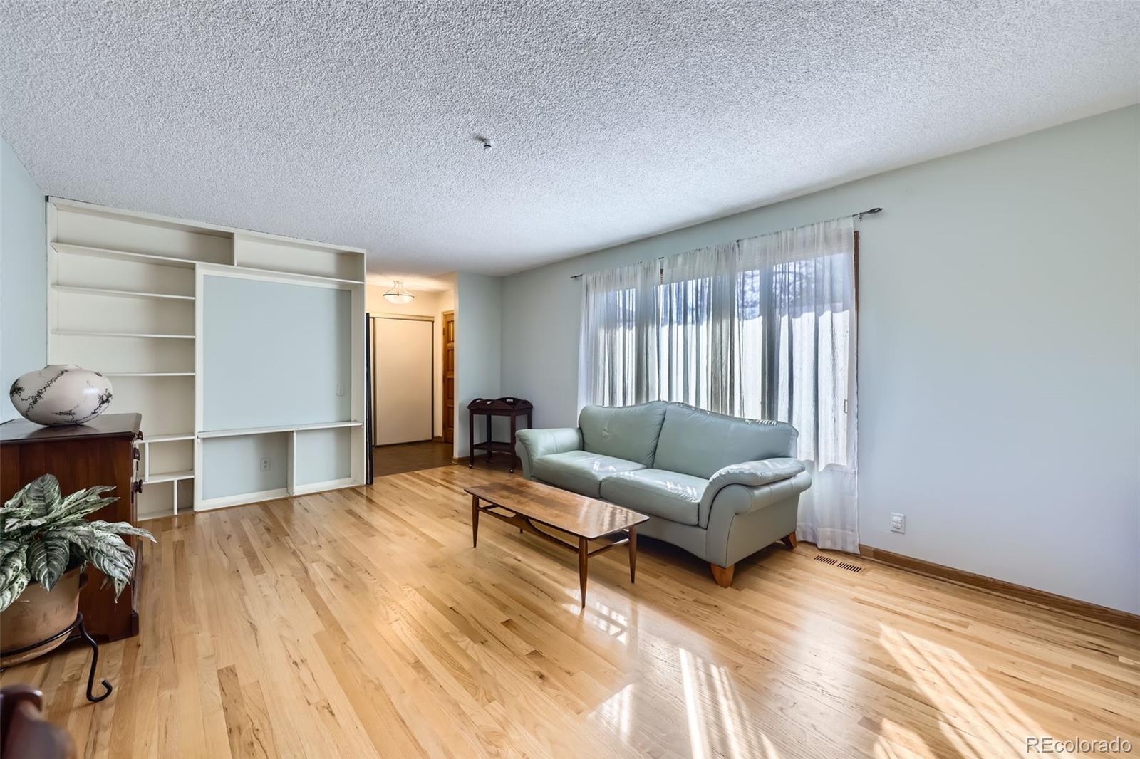 547 S Flower Street, Lakewood, CO, 80226 4 547 S Flower Street