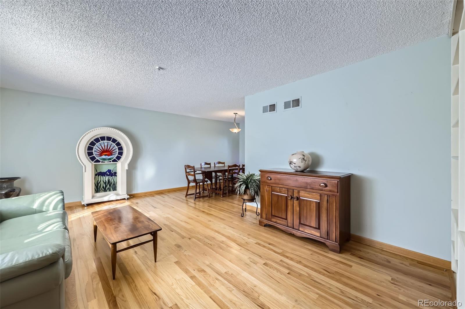 547 S Flower Street, Lakewood, CO, 80226 3 547 S Flower Street