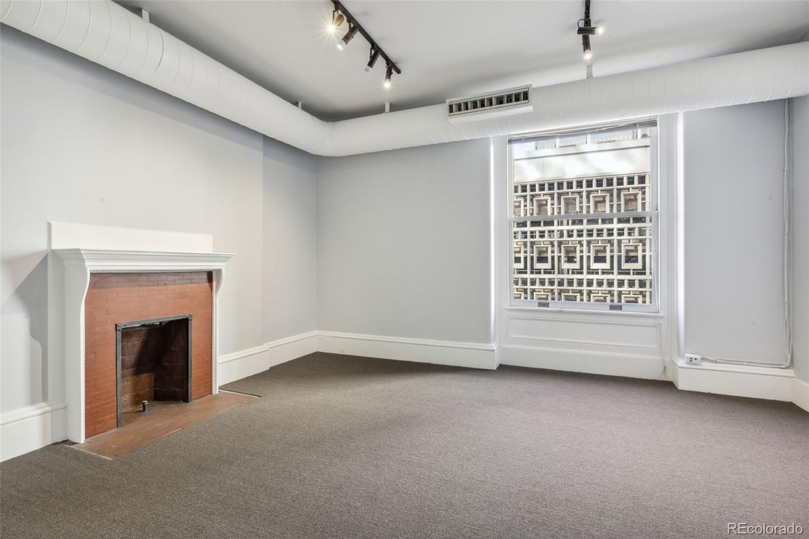 730 17th Street 4A-4B
