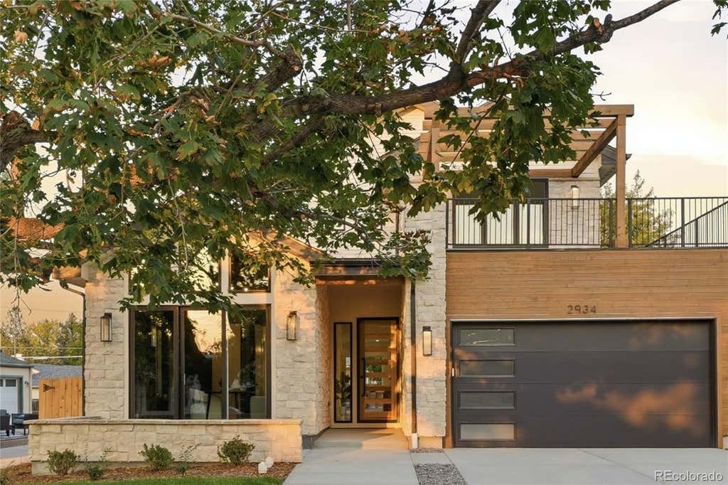 Photo of 2934 S Bellaire Street, Denver, CO 80222 (MLS # 2814290)