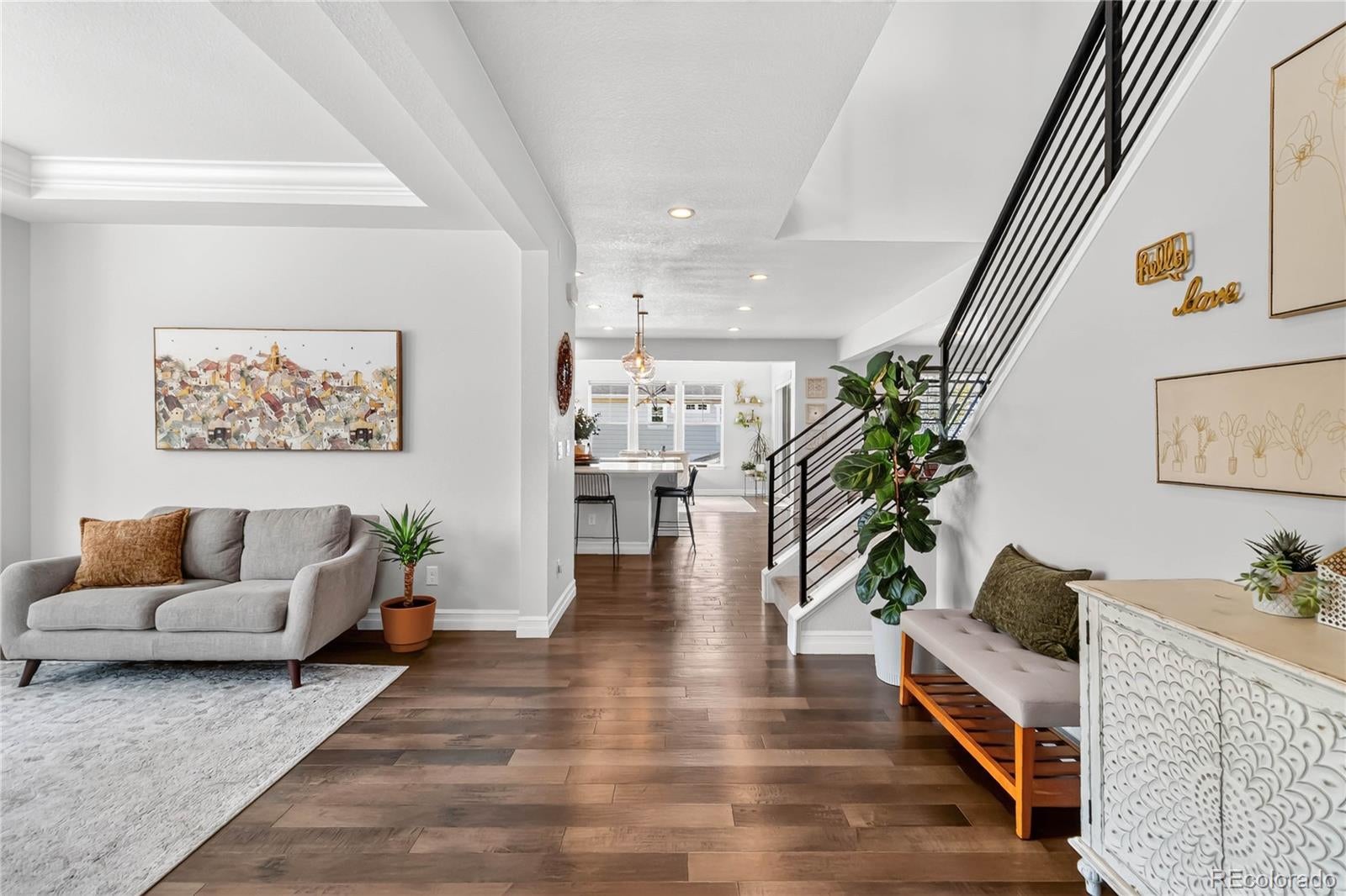 5158 Ditmars Lane