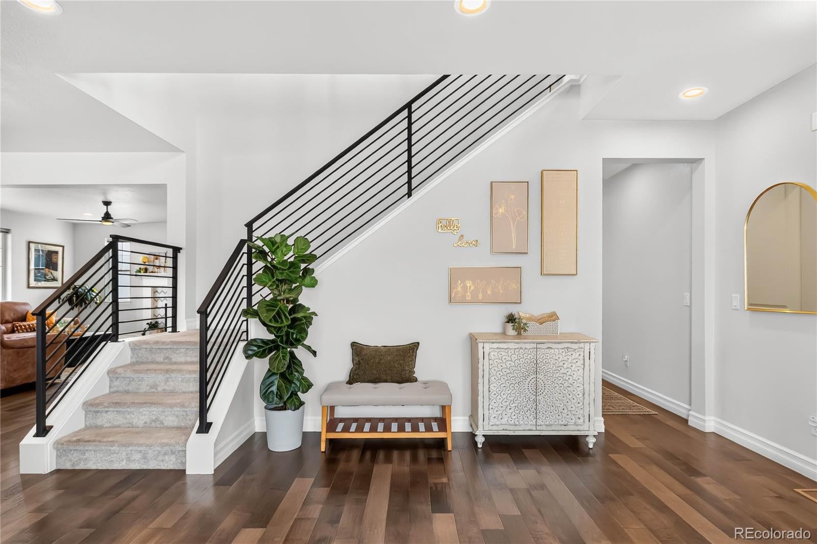 5158 Ditmars Lane