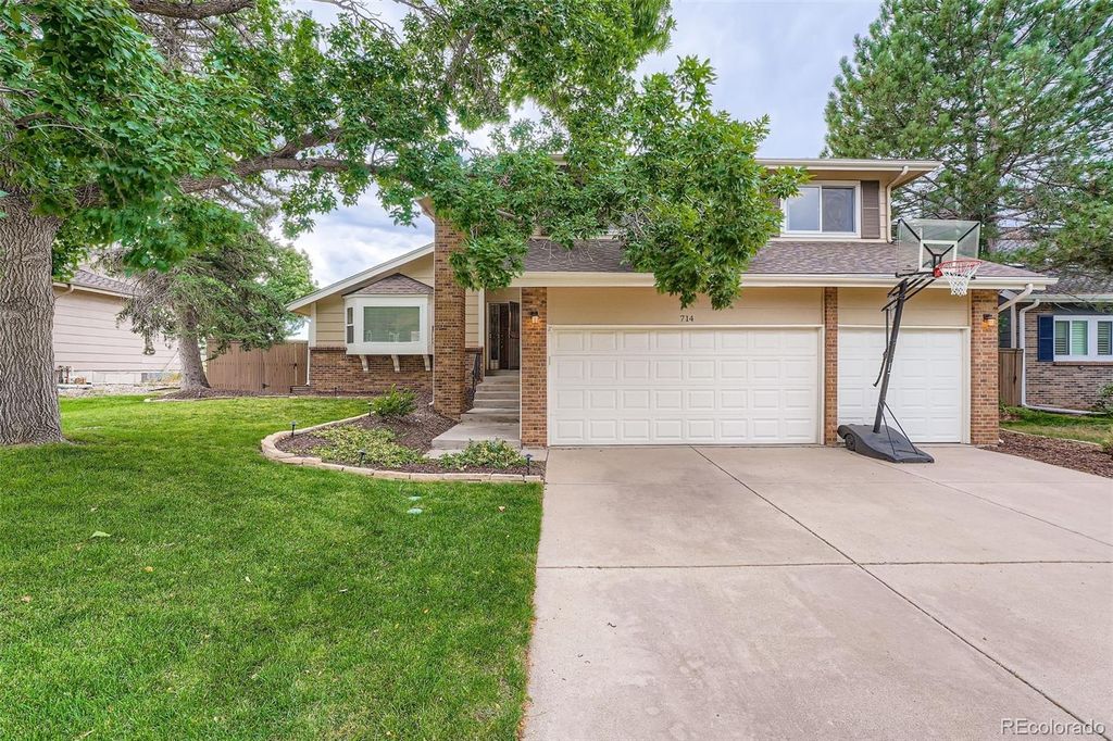 Photo of 714 Old Stone Drive, Highlands Ranch, CO 80126 (MLS # 7436259)