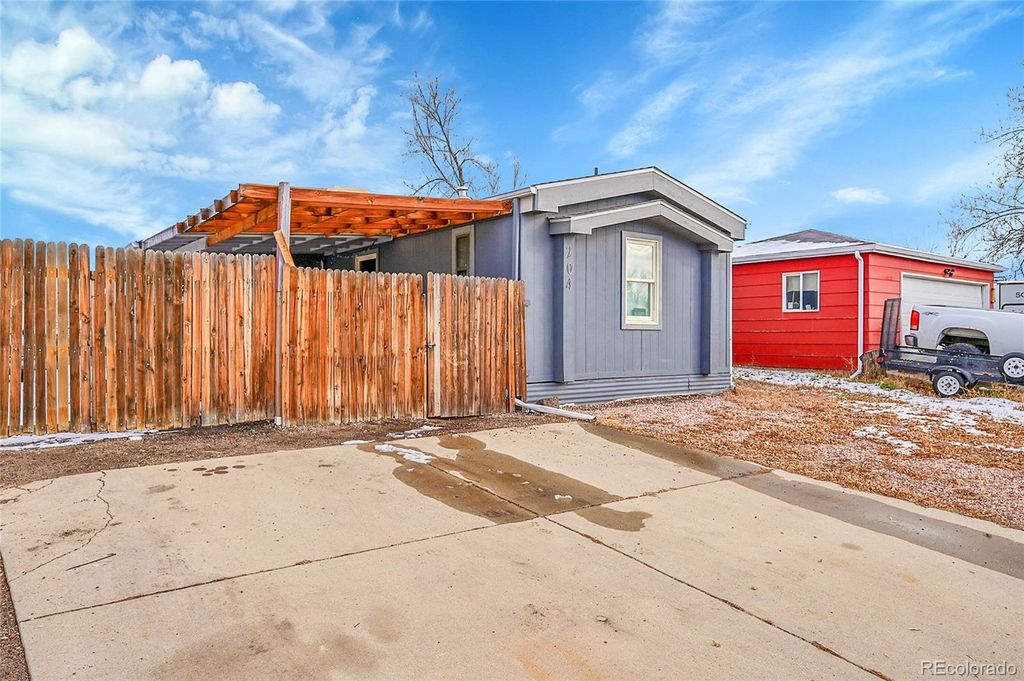 Photo of 204 Zante Street, Lochbuie, CO 80603 (MLS # 2260604)