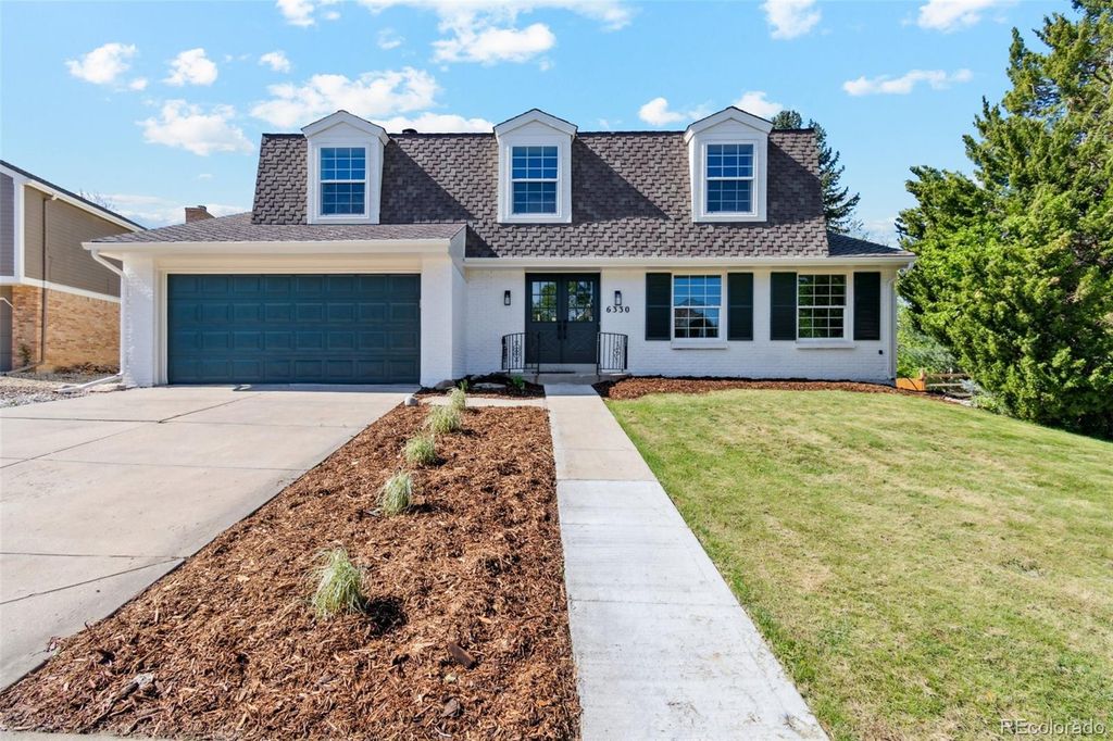 Photo of 6330 E Irwin Place, Centennial, CO 80112 (MLS # 5372490)