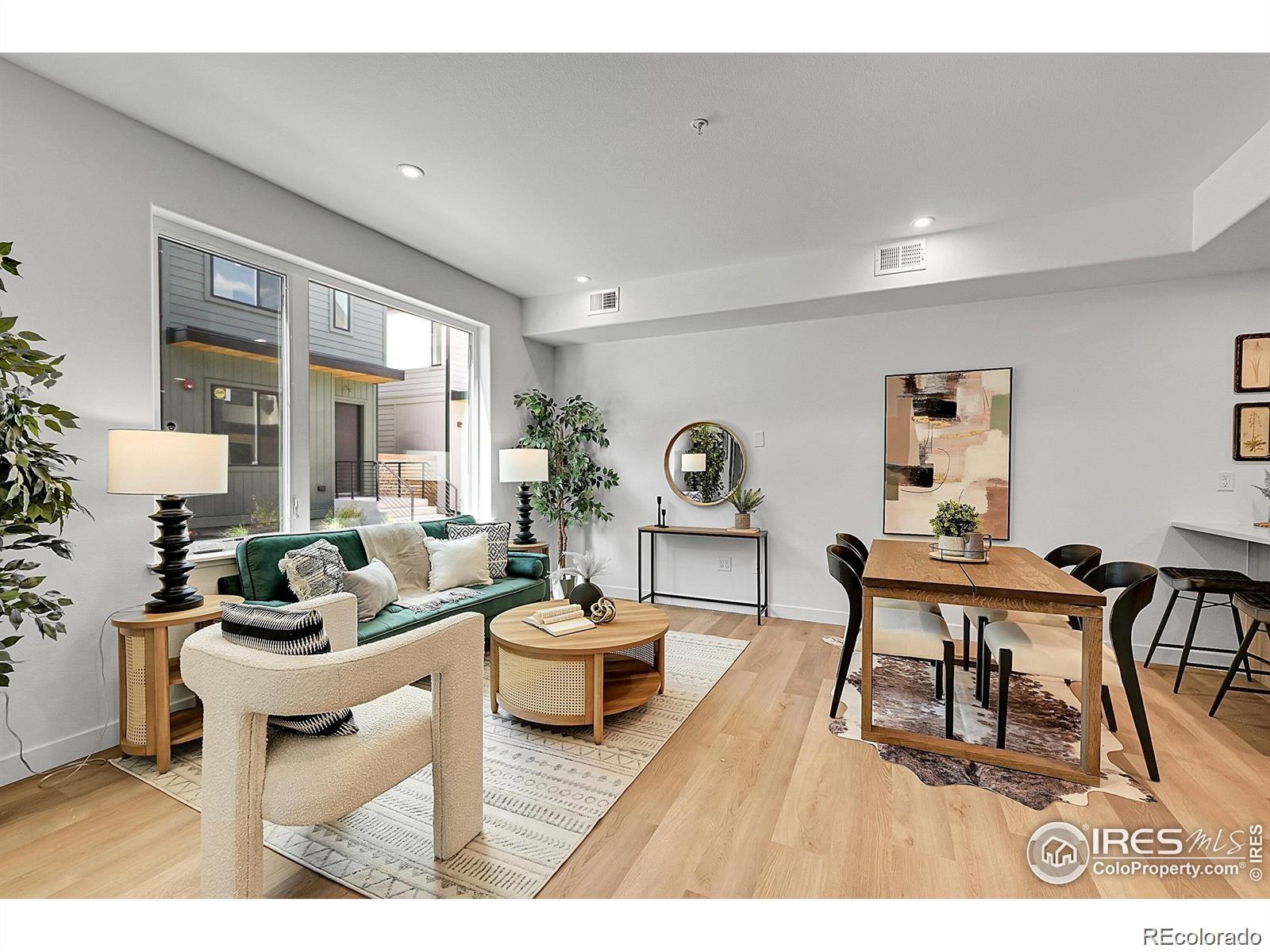 771 E County Line Road