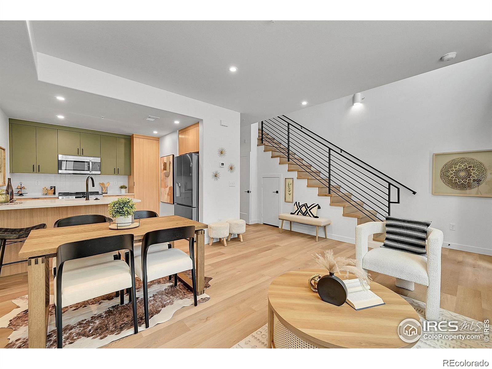 771 E County Line Road