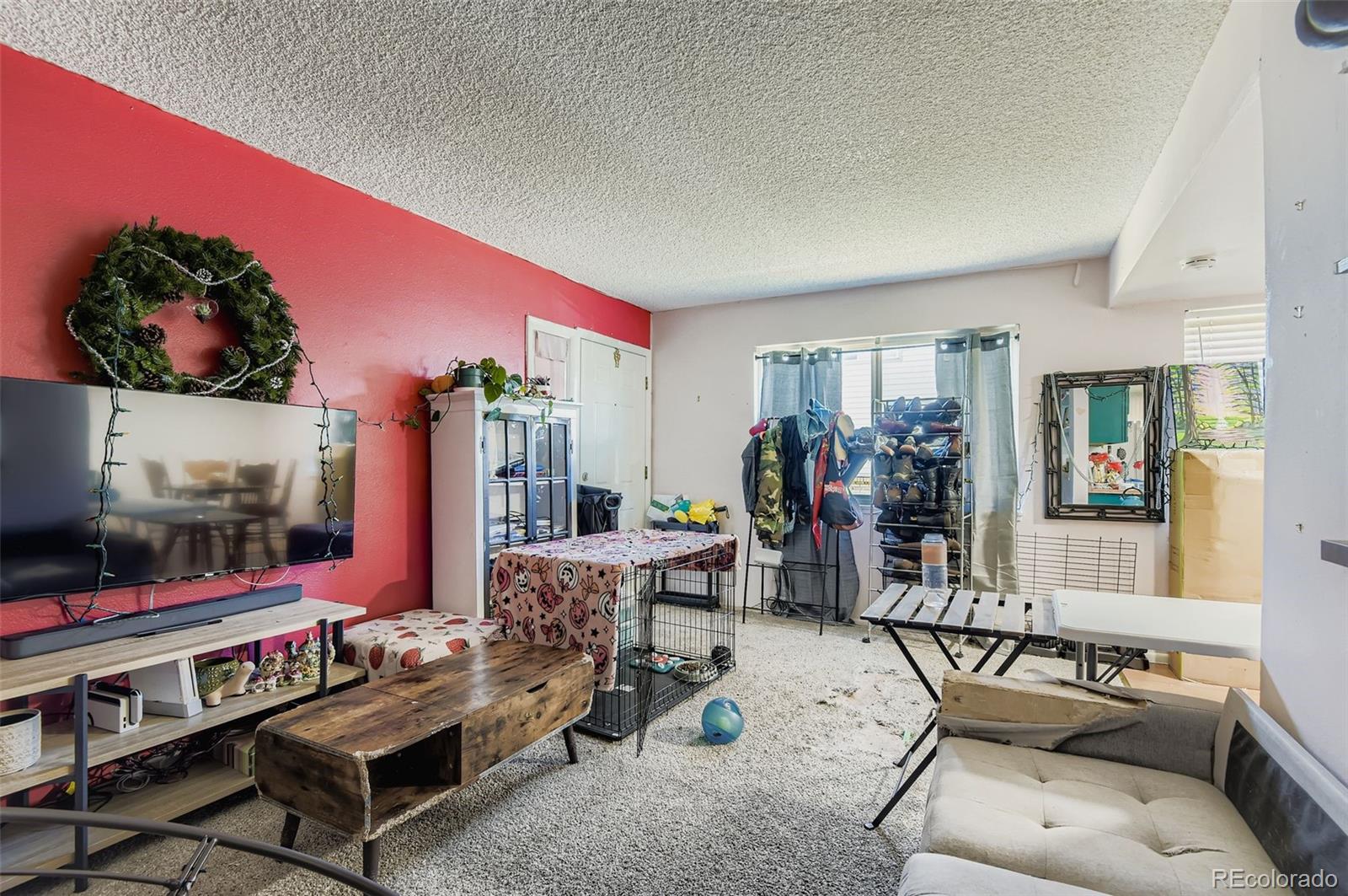 3354 S Flower Street 67