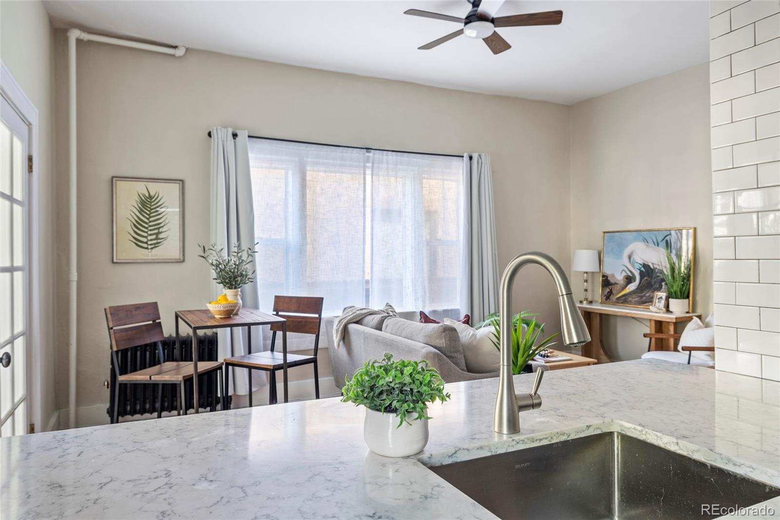 1640 N Downing Street 104