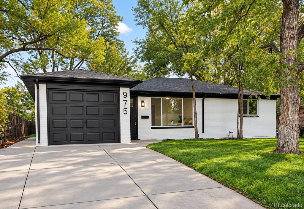 Photo of 975 E 9th Avenue, Broomfield, CO 80020 (MLS # 7164727)