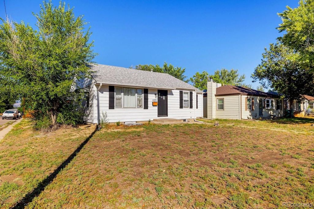Photo of 4395 S Elati Street, Englewood, CO 80110 (MLS # 3647471)