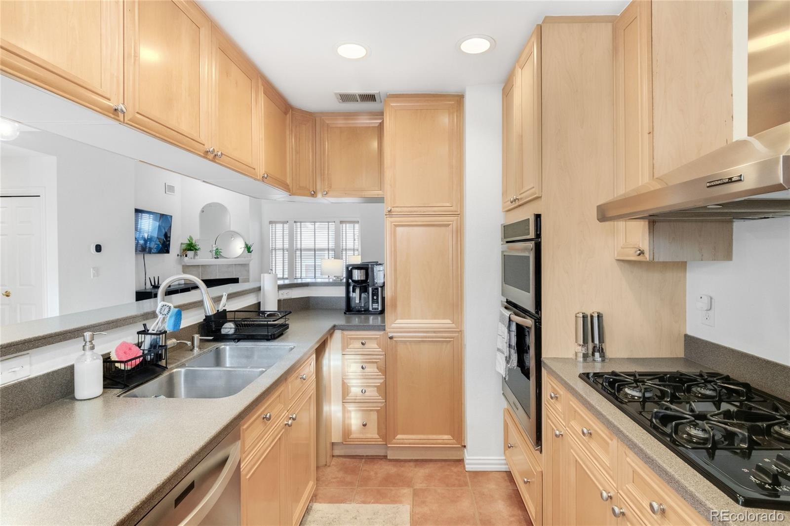 3725 E Ellsworth Avenue D