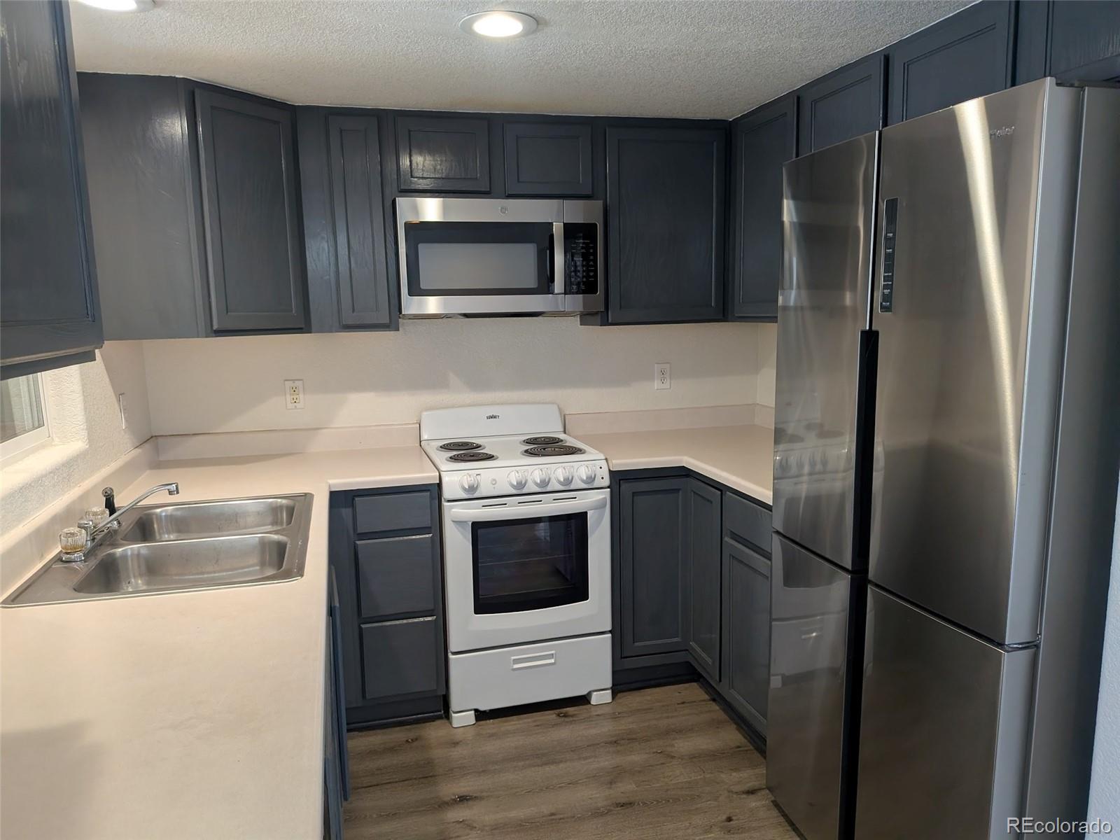 970 S Dawson Way 10